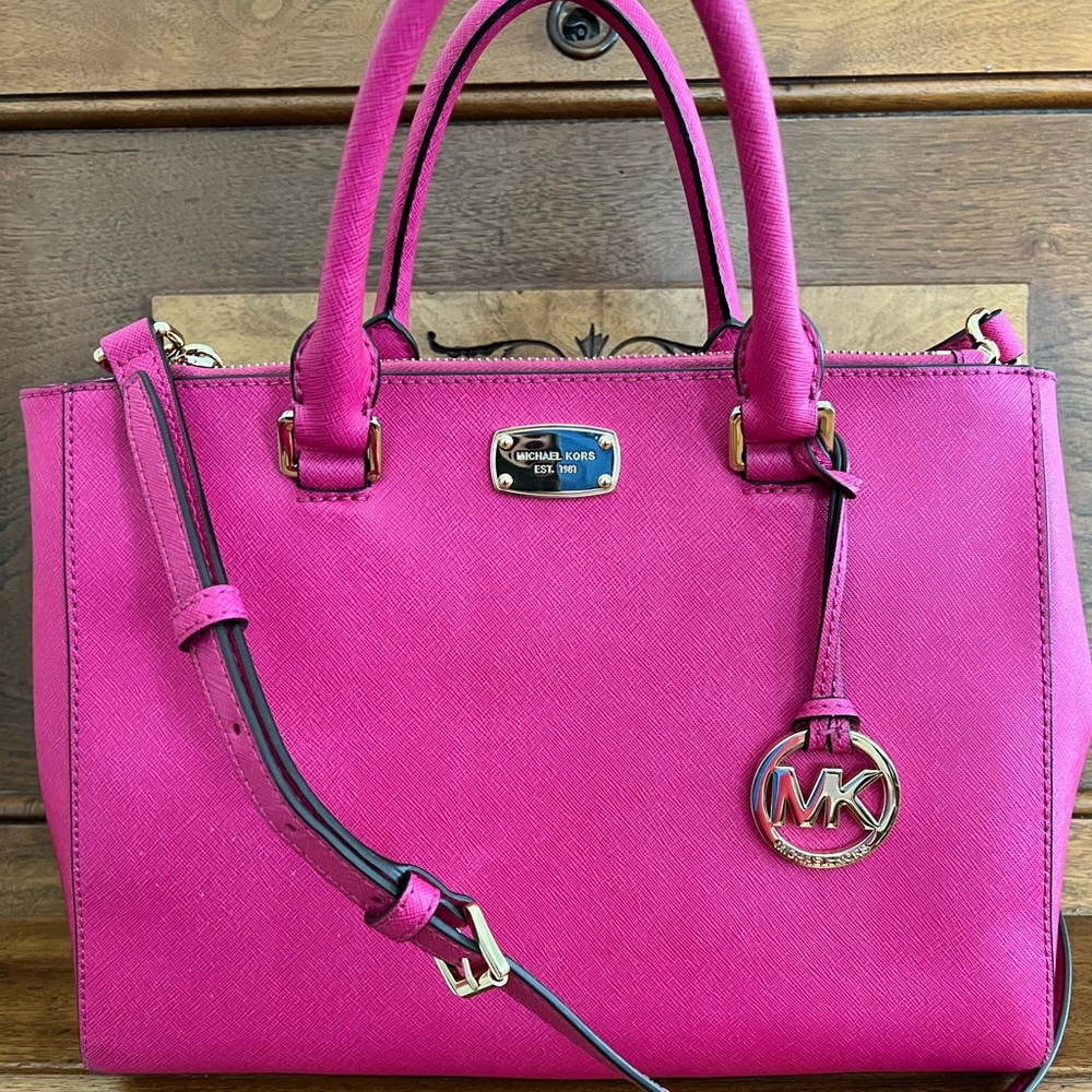 MICHAEL KORS hot pink mid size purse!